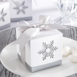 Snow flake style bomboniere box with sugar almond as wedding favours idea