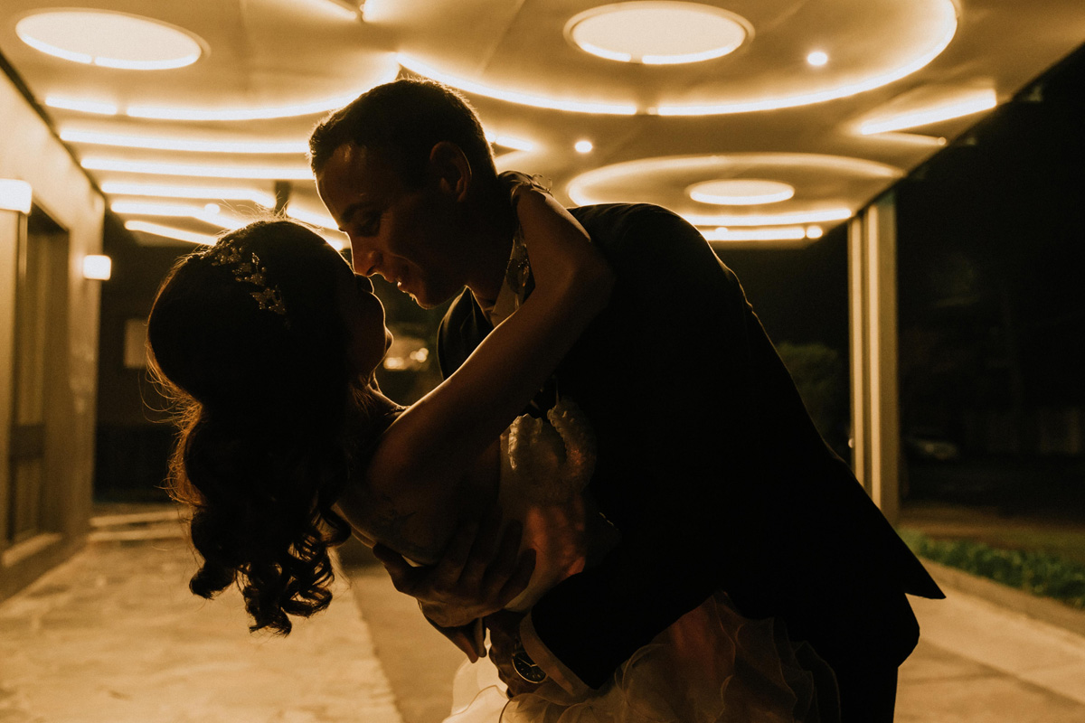 couple dancing under moon light at Brighton Savoy wedding venue photograph by Melbourne wedding photographers Black Avenue Productions 2018