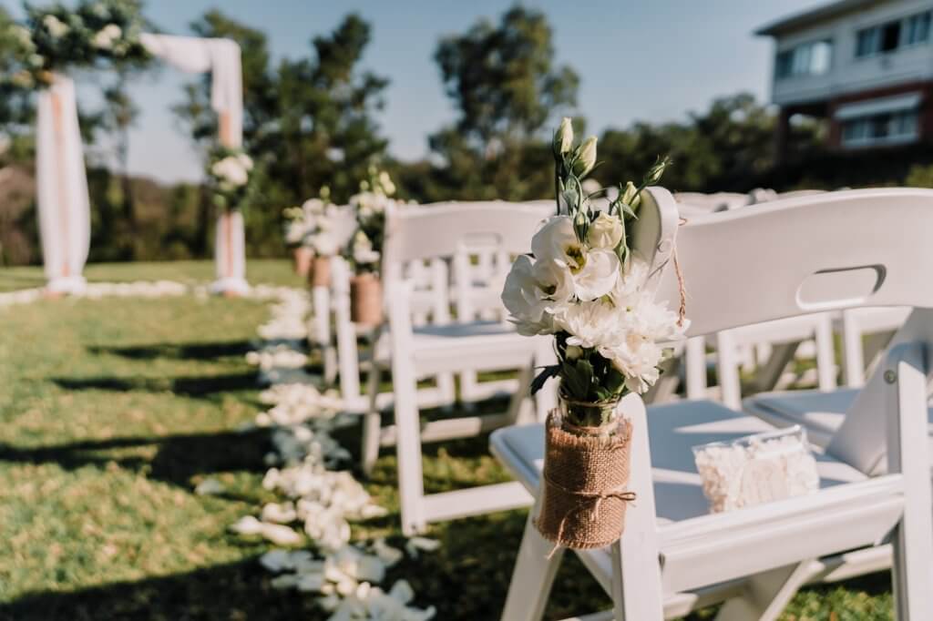 The Rustic Revival Embracing the Charms of Outdoor Weddings